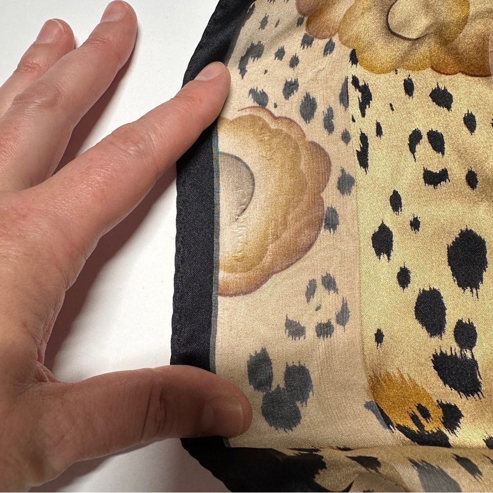 Vintage 80s Oscar de la Renta Silk Wrap Scarf Floral Animal Print Old Money - Picture 11 of 12